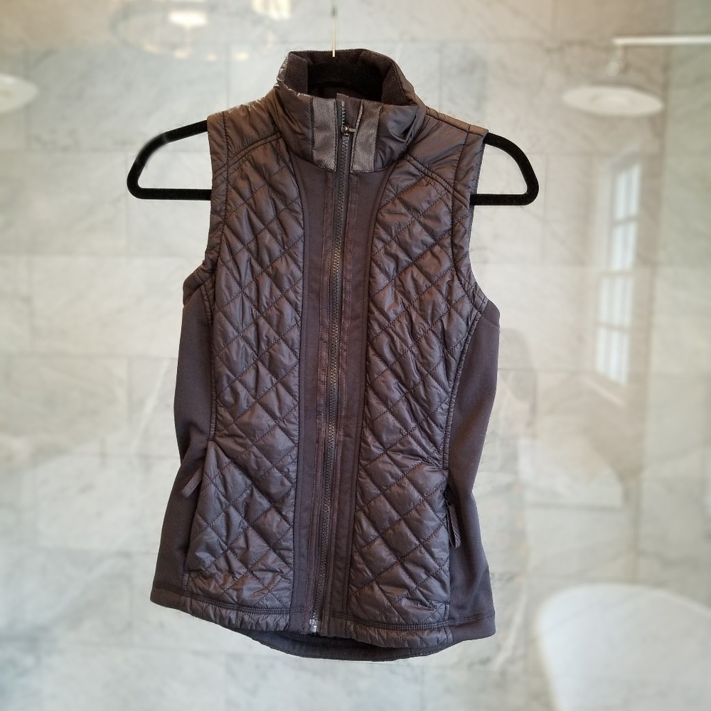 Athleta xs petite black vest